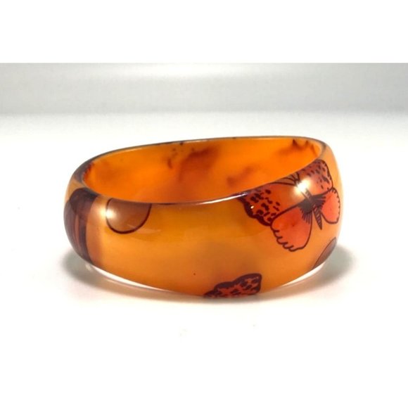 Chunky curvy 1980s Asymmetric Lucite Butterfly Bangle in Orange - Picture 3 of 7